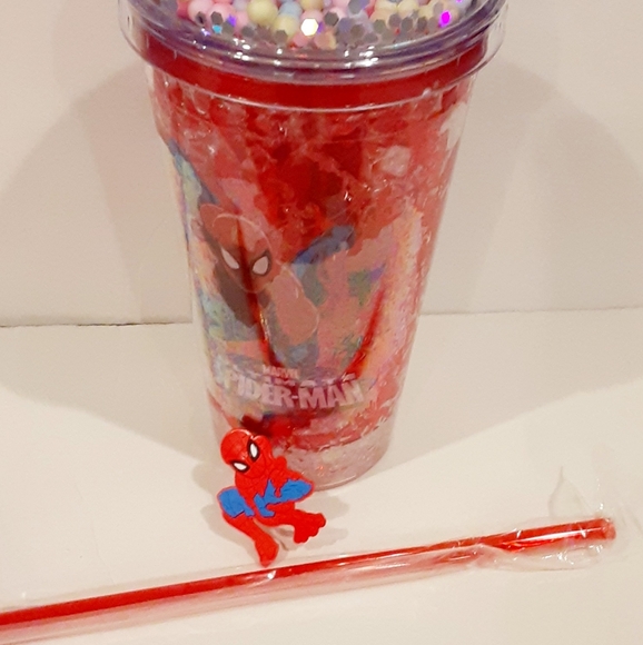 SPIDER-MAN WATER CUP 16OZ AVAILABLE IN RED AND BLUE - Picture 2 of 4